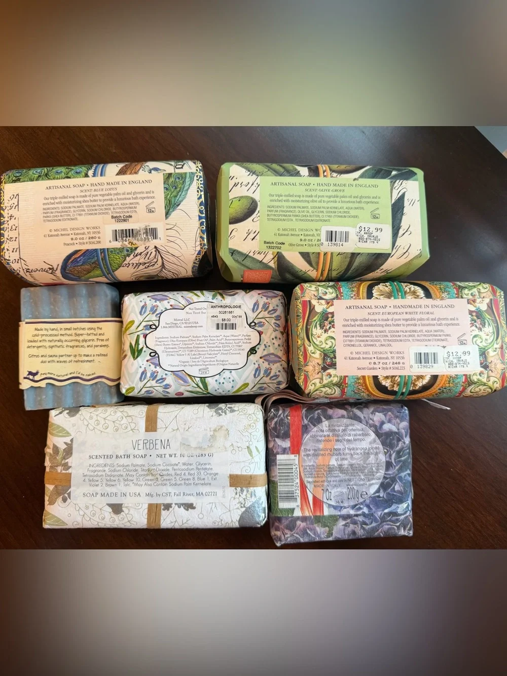 Decorative Soap Gift Set - 7 soaps and two bath bombs